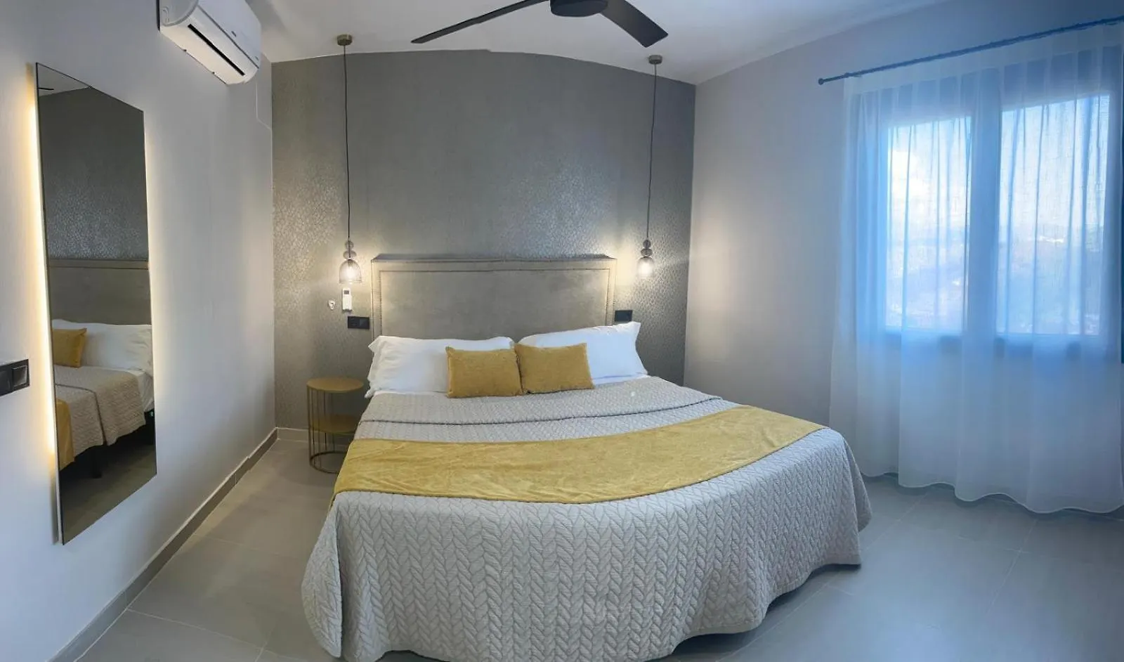 La Lipa Suites Con Piscina Privada Almáchar Apartahotel